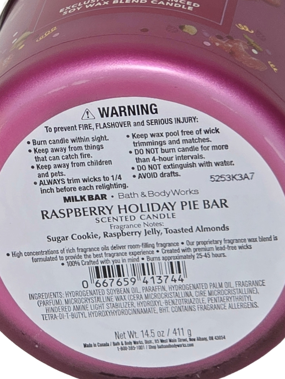 Bath & Body Works Raspberry Holiday Pie Bar 3 Wick Candle Nwt - Picture 2 of 2